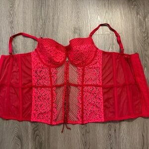 NEW WITHOUT TAGS Victoria's Secret Red Lace Corset Lingerie Top  36C